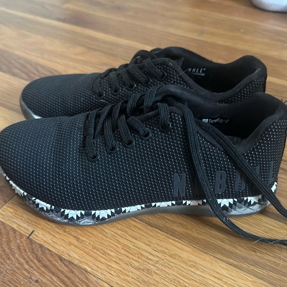 NOBULL shoes